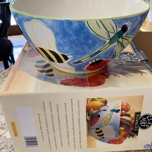 Clay art bumbles bowl